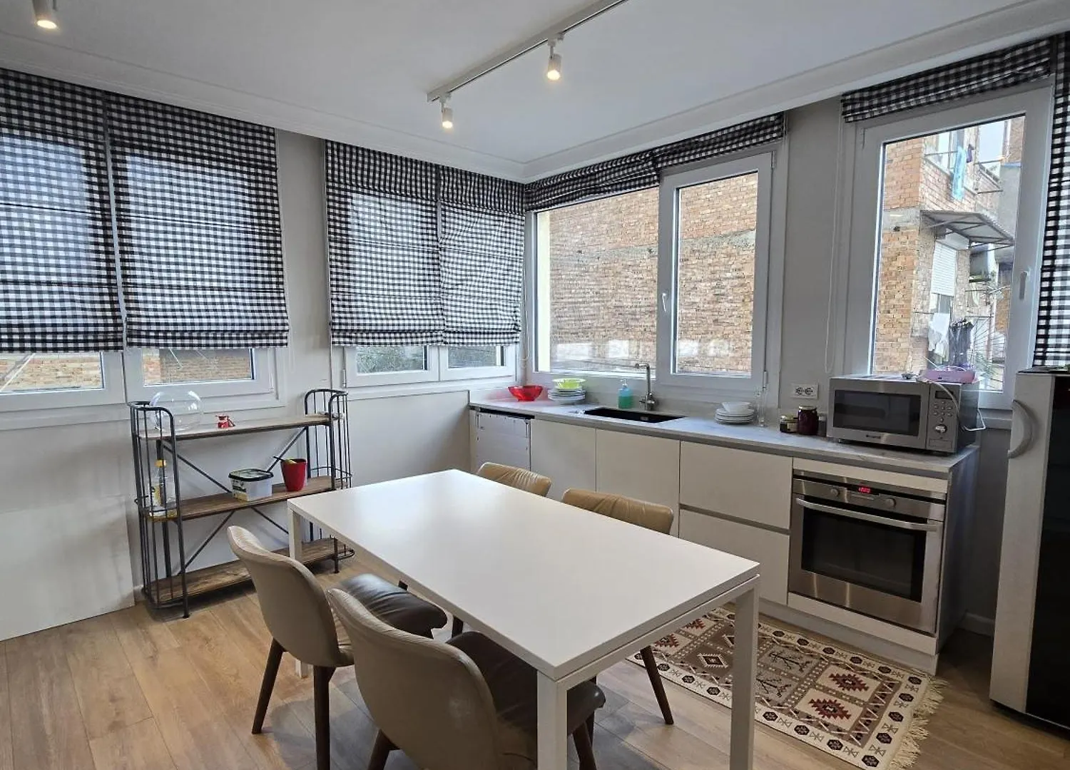 Shtepia E Daves 3Bdr & Parking Apartamento Tirana 0*,  Albânia